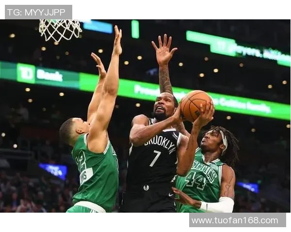 篮网队的战术调整获得好评：重新定义比赛策略